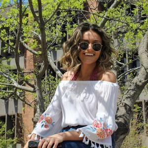 Meet your Posher, Andzelika